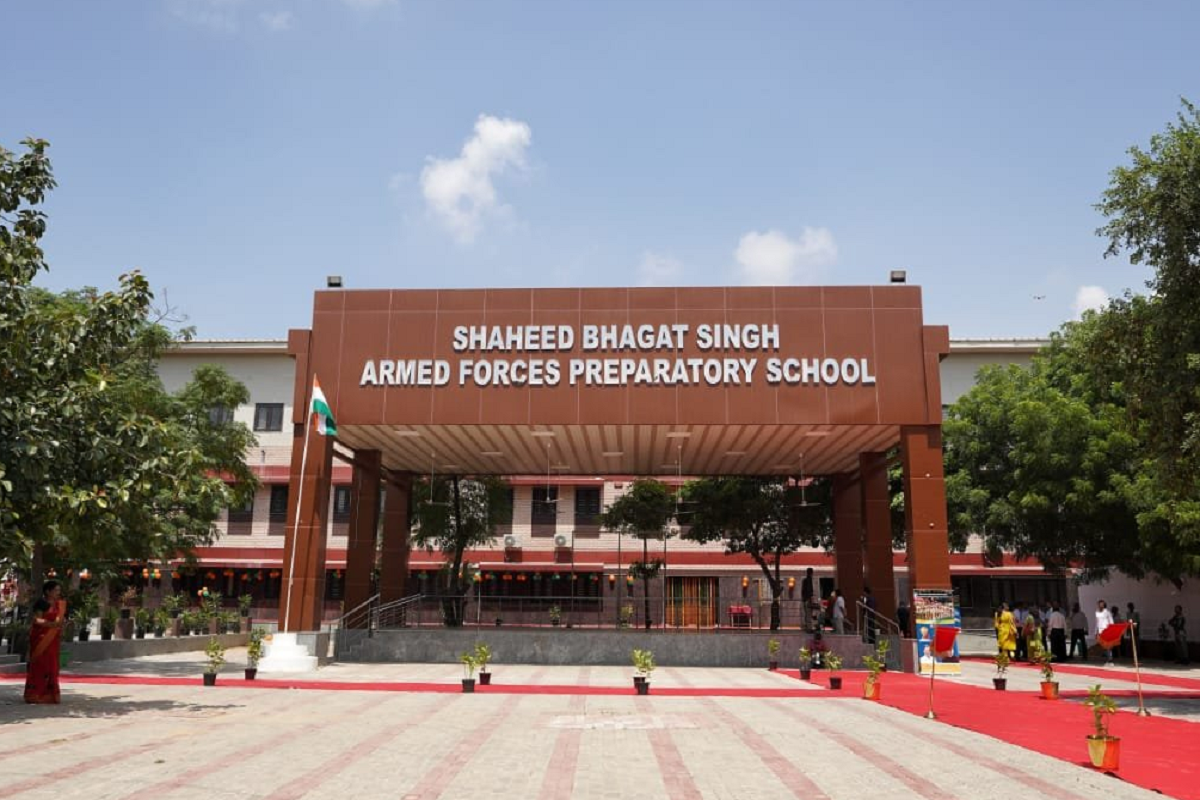 Delhi Sainik School
